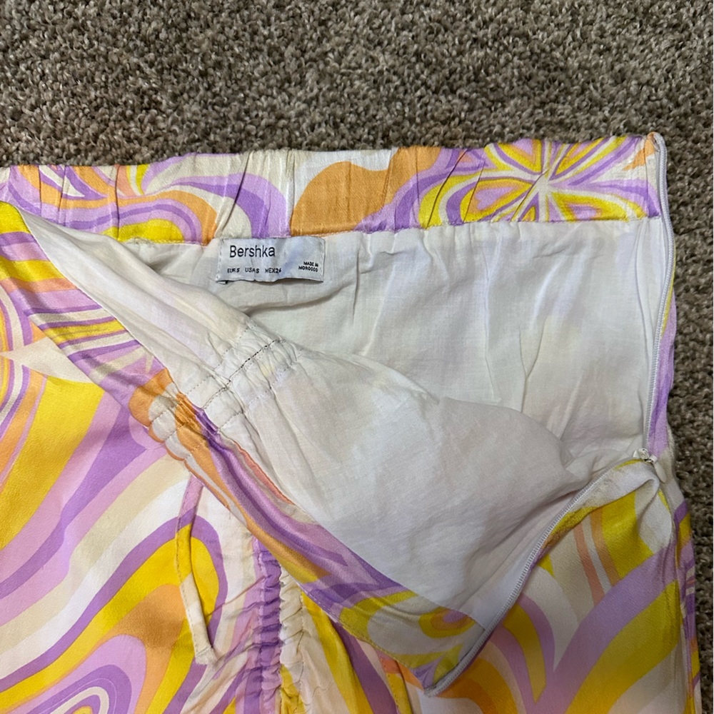 Bershka Midi Skirt with Split in Bright Swirl Pattern - Picture 2 of 7